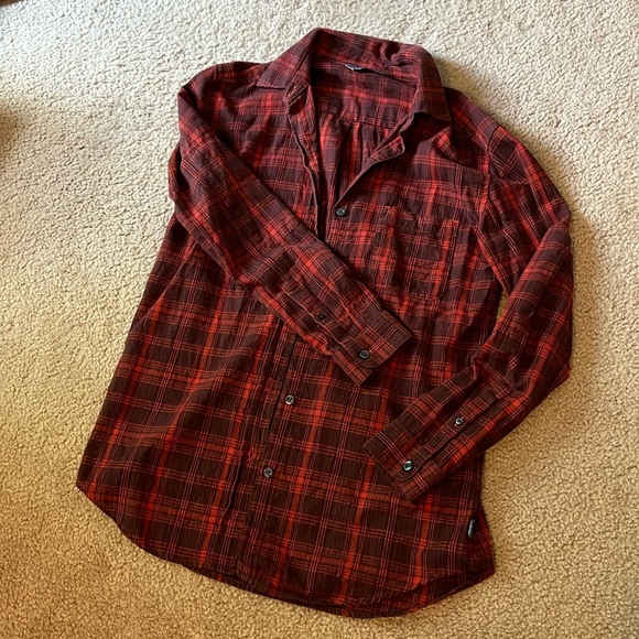 Northface women’s long sleeve plaid flannel - Picture 1 of 5